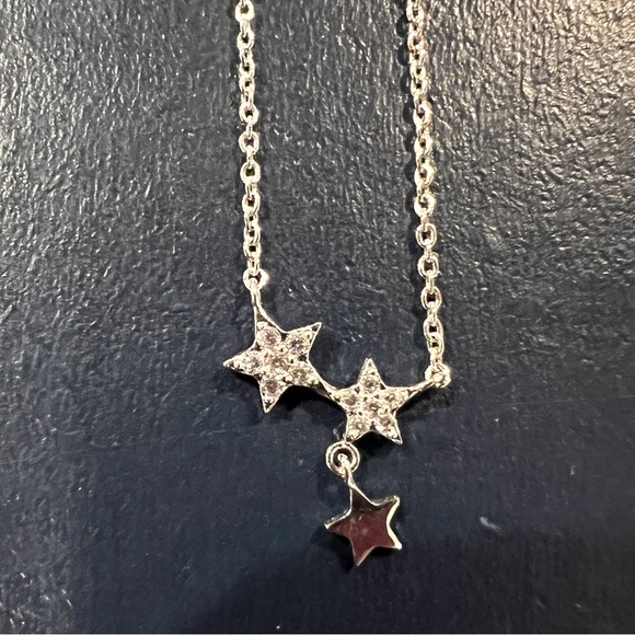 NWT Silver Adjustable Triple Drip Star Necklace - Picture 1 of 7
